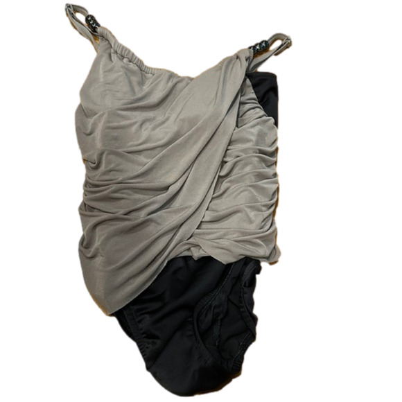 Magic suit swim  use measurements - Picture 1 of 5